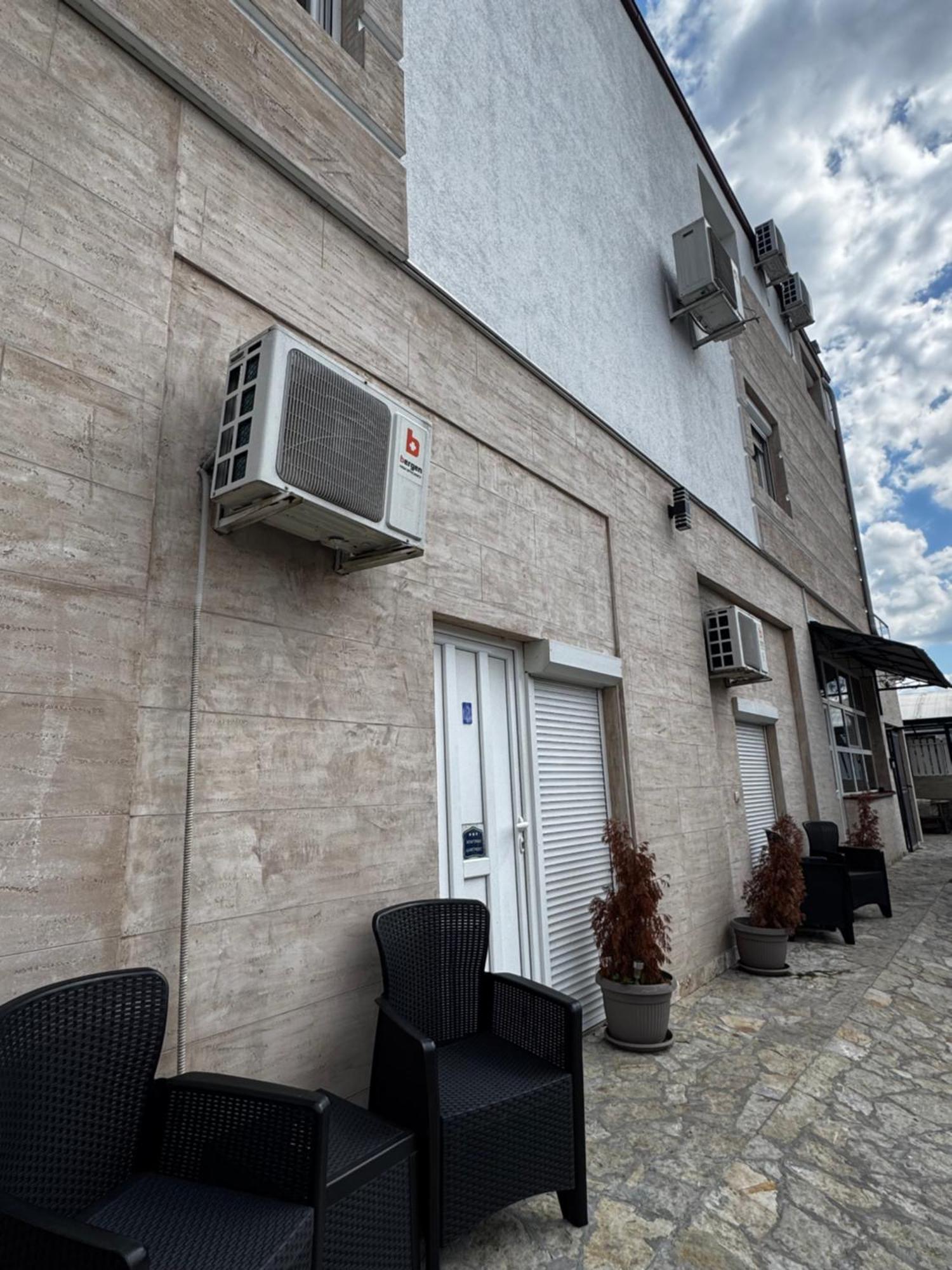 Apartments Vila Brzi & Beka Sabac Exterior photo